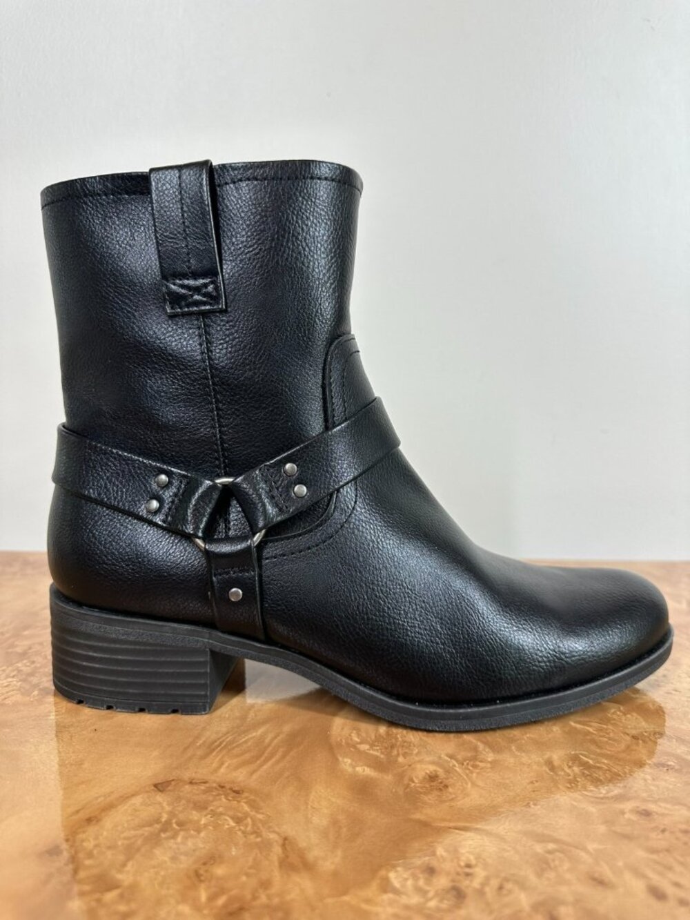 Frye & Co Jodie Black Harness Moto Ankle Boots Women's 8M Side Zip